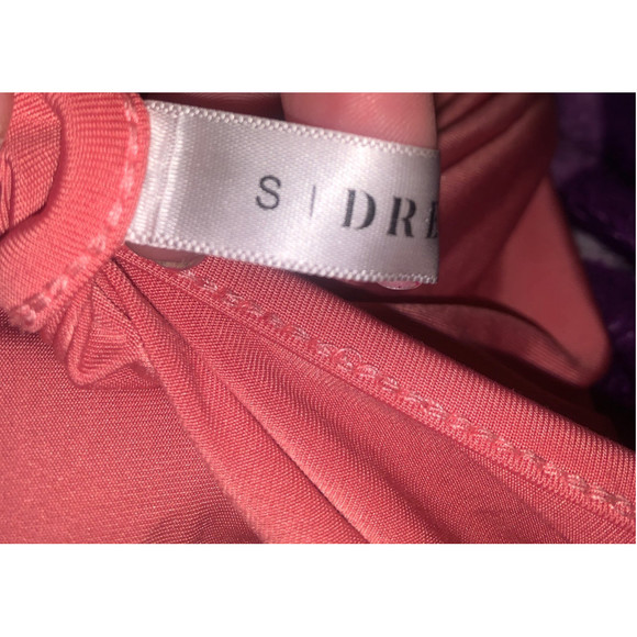 Small sleeveless Dressfo Dress - Picture 3 of 8